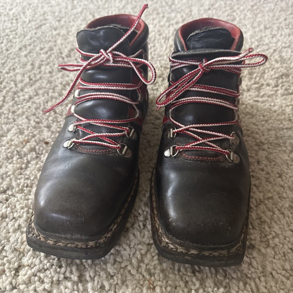 Vtg Fabiano Leather Ski Boots 6.5 Made in Italy Nordic 3-Pin Retro Cabin Decor